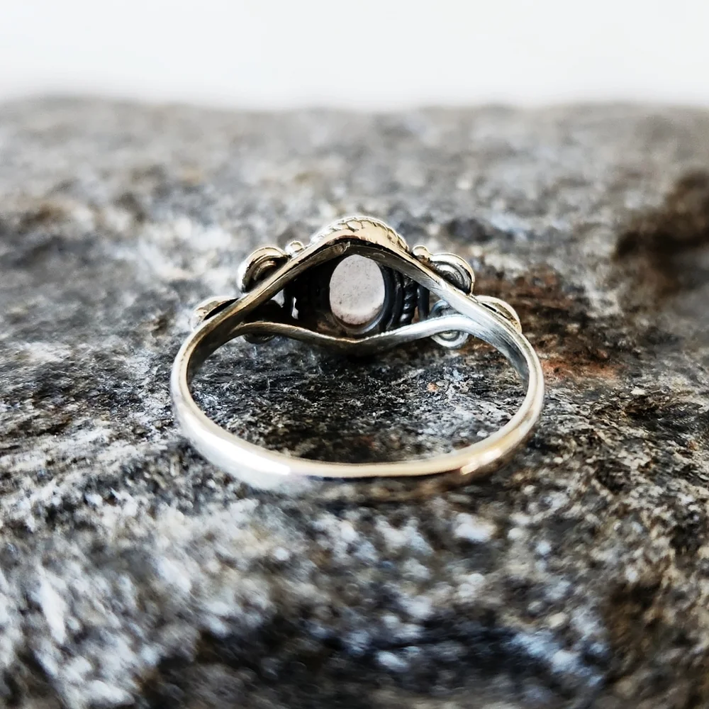 NEW 925 Sterling Silver Oval Bezel Set Moonstone Ring Size 8.5